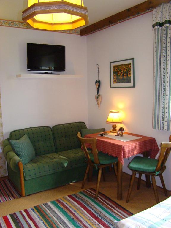 Landhaus Teufl Bed & Breakfast Faistenau Room photo